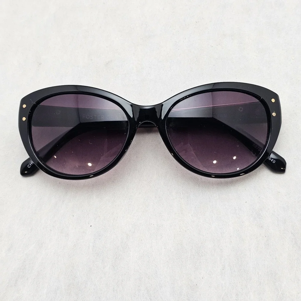 Foster Grant Lot Of 2 Womens Sunglasses Cat Eye Tortoise Glossy Black Gold Trim
